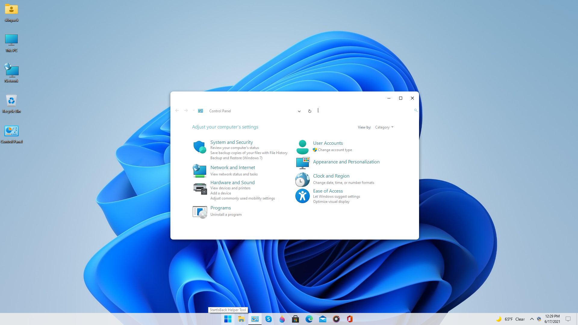 SkinPack Windows 11: Cập nhật giao diện Windows 11 ngay hôm nay với SkinPack Windows 11 - một bộ trang trí miễn phí, đầy đủ tính năng và tuyệt đẹp. Khám phá các tính năng mới của Windows 11 với giao diện thú vị và đẹp mắt, từ bảng điều khiển màu sắc cho đến hình nền và icon. Thưởng thức trải nghiệm Windows 11 một cách đầy đủ hơn với SkinPack Windows